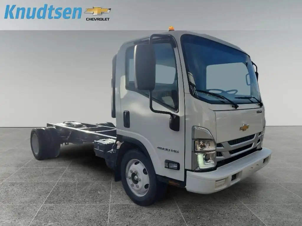 2026 Chevrolet Low Cab Forward 4500 Gas 176" WB Regular Cab's photo