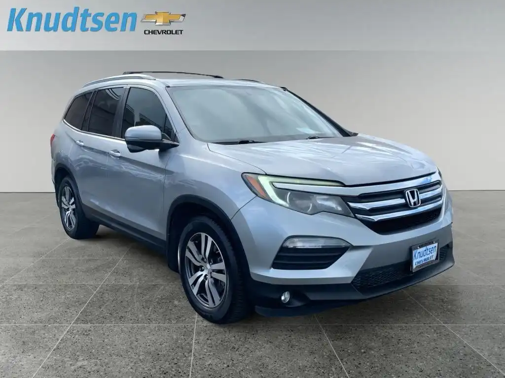 2016 Honda Pilot 2WD EX's photo