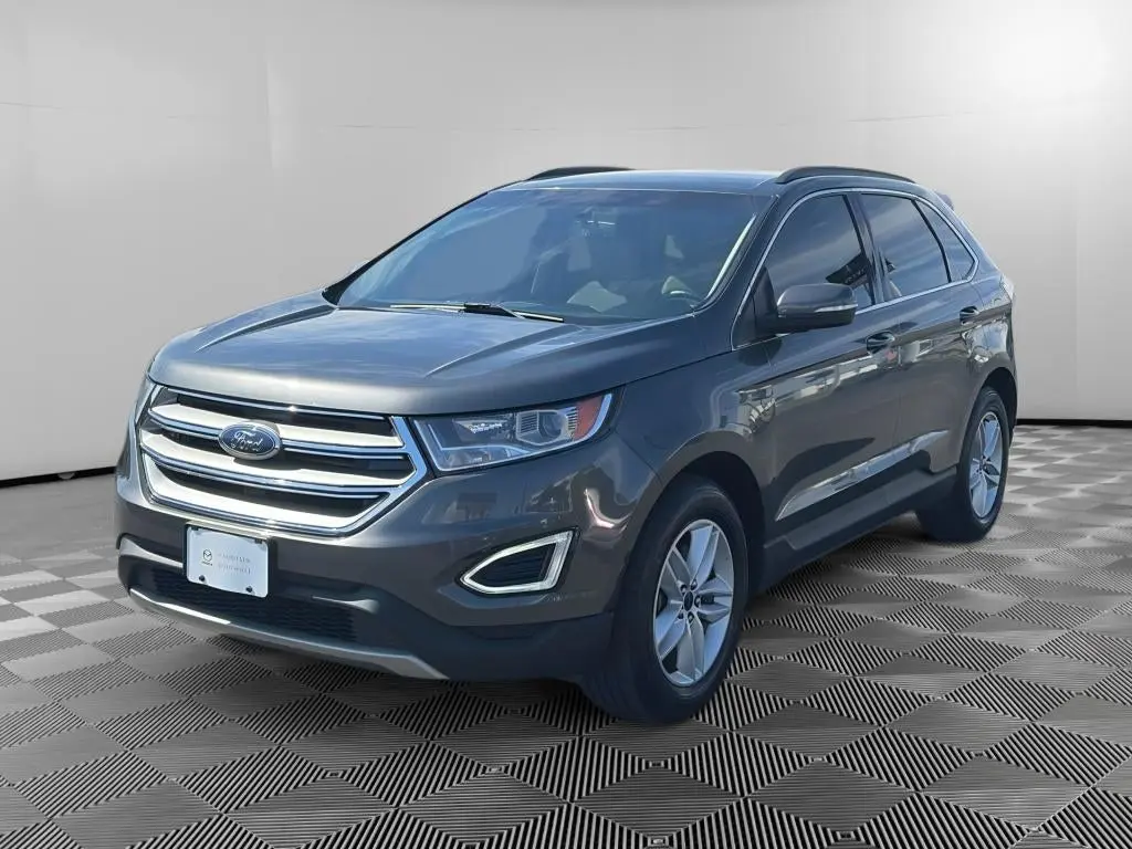 2018 Ford Edge SEL AWD photo 3