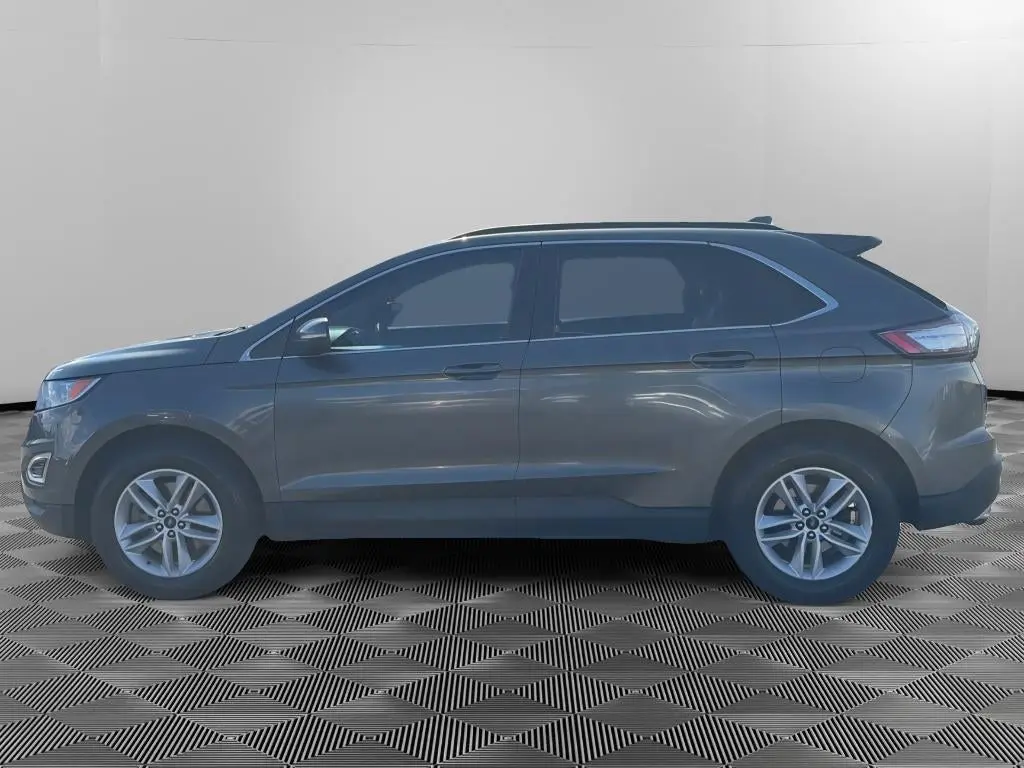 2018 Ford Edge SEL AWD photo 4