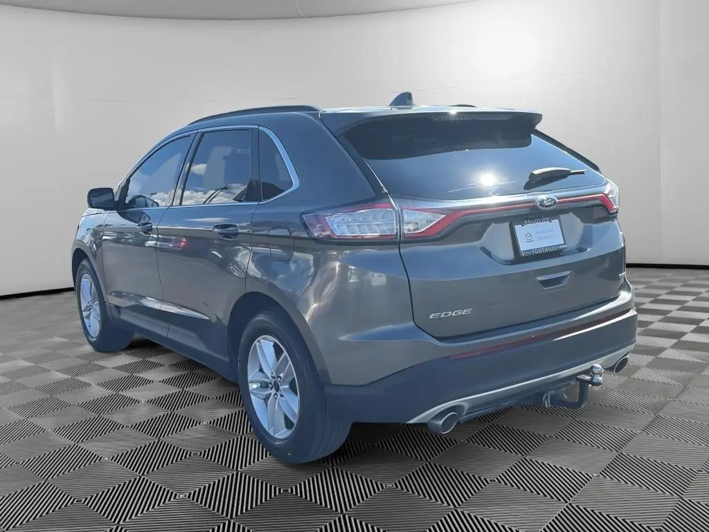 2018 Ford Edge SEL AWD photo 5