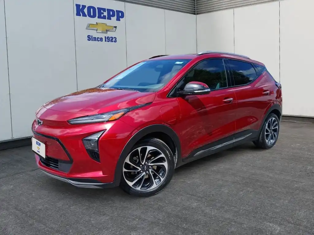 2023 Chevrolet Bolt EUV Premier's photo