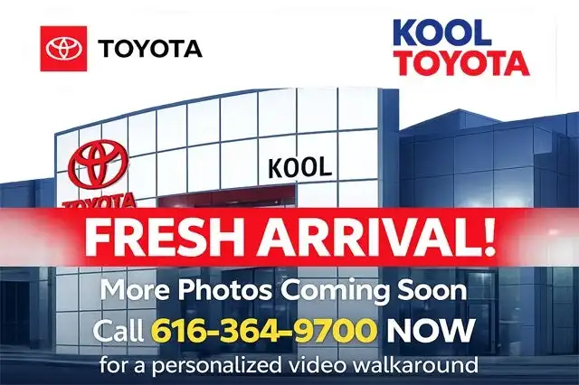 2025 Toyota Corolla SE CVT's photo