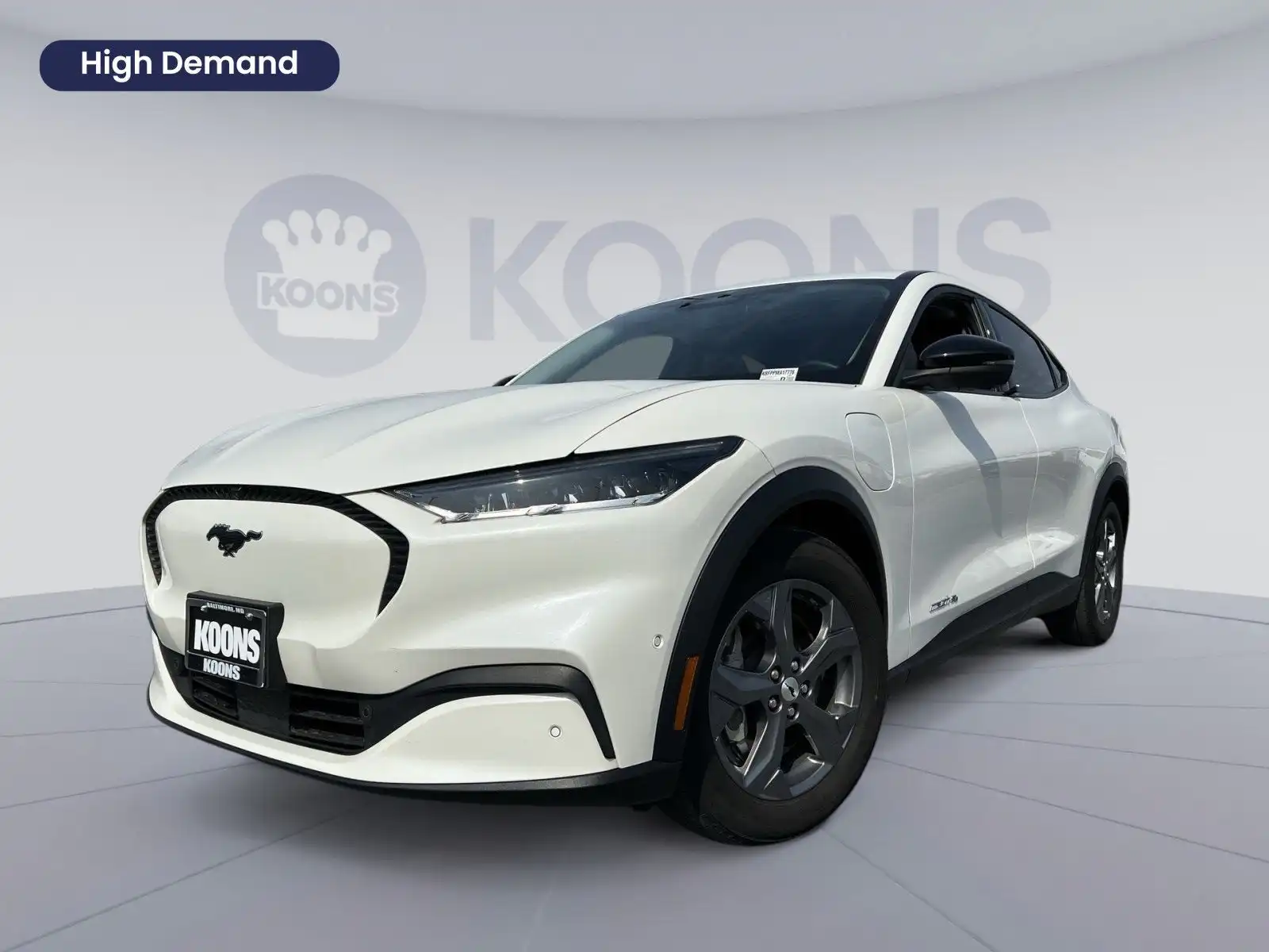 2023 Ford Mustang-Mach-e Select's photo