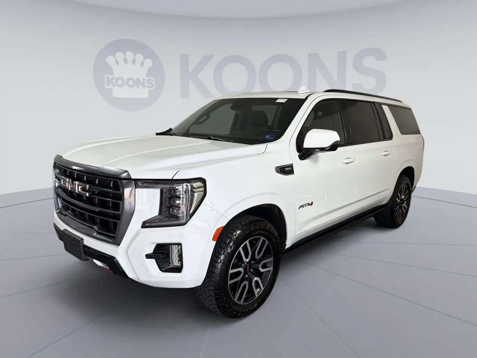 2023 GMC Yukon 4WD AT4's photo