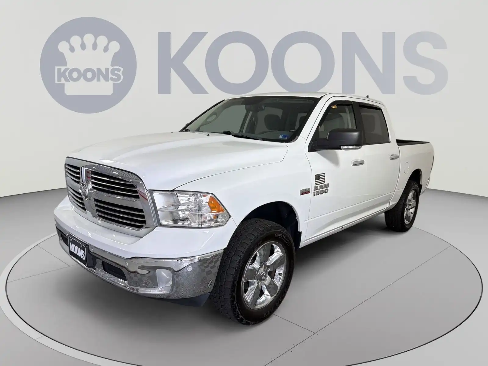 2018 RAM 1500 Big Horn 4x4 Crew Cab 5'7's photo