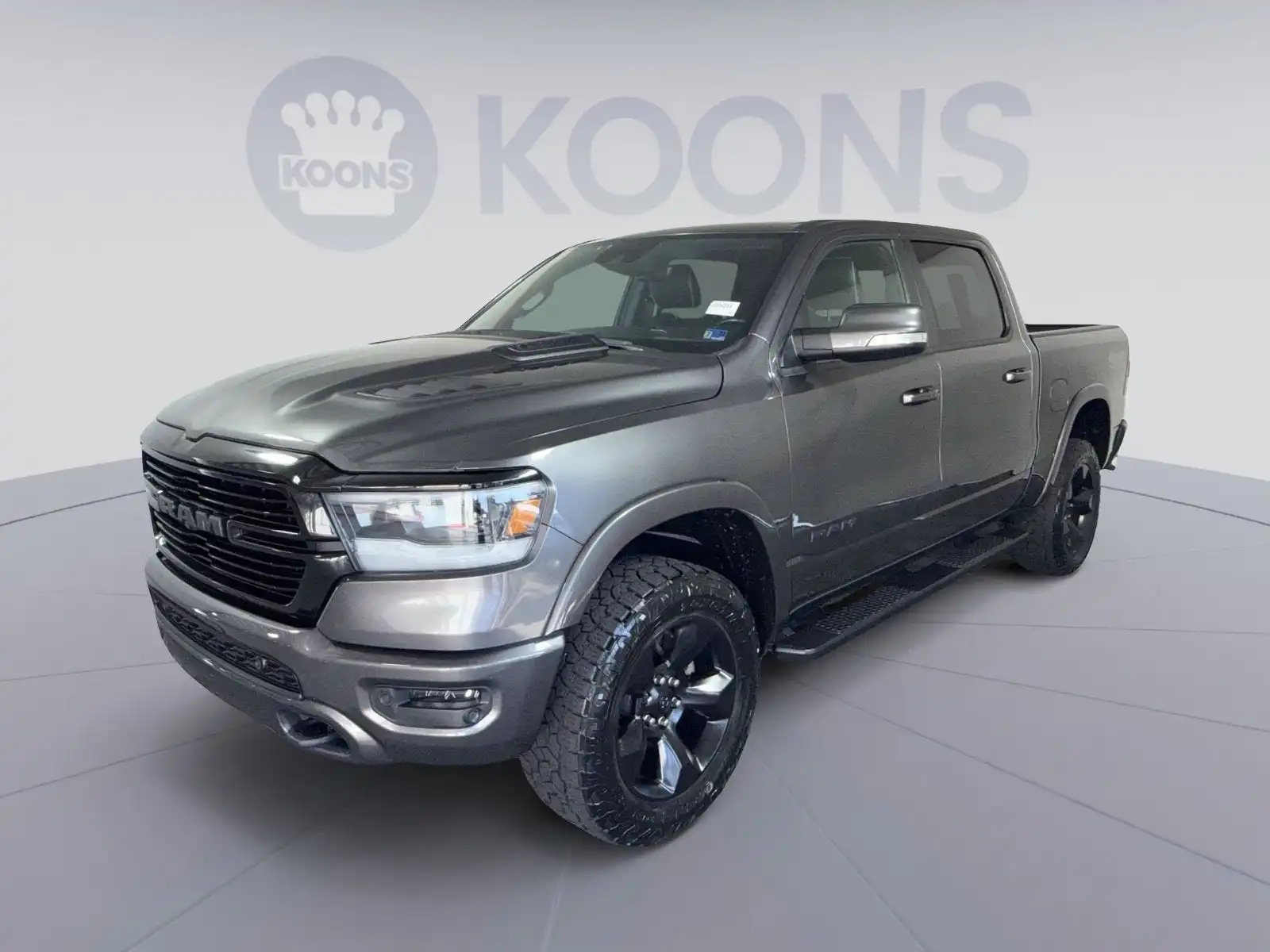 2020 RAM 1500 Laramie 4x4 Crew Cab 5'7's photo