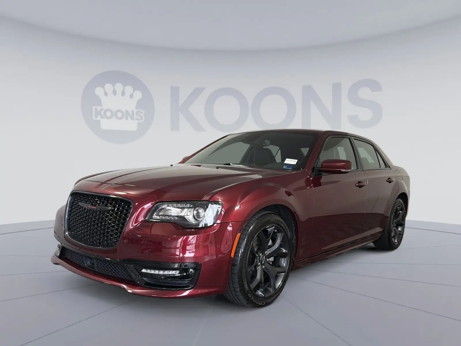 2023 Chrysler 300 S photo 1
