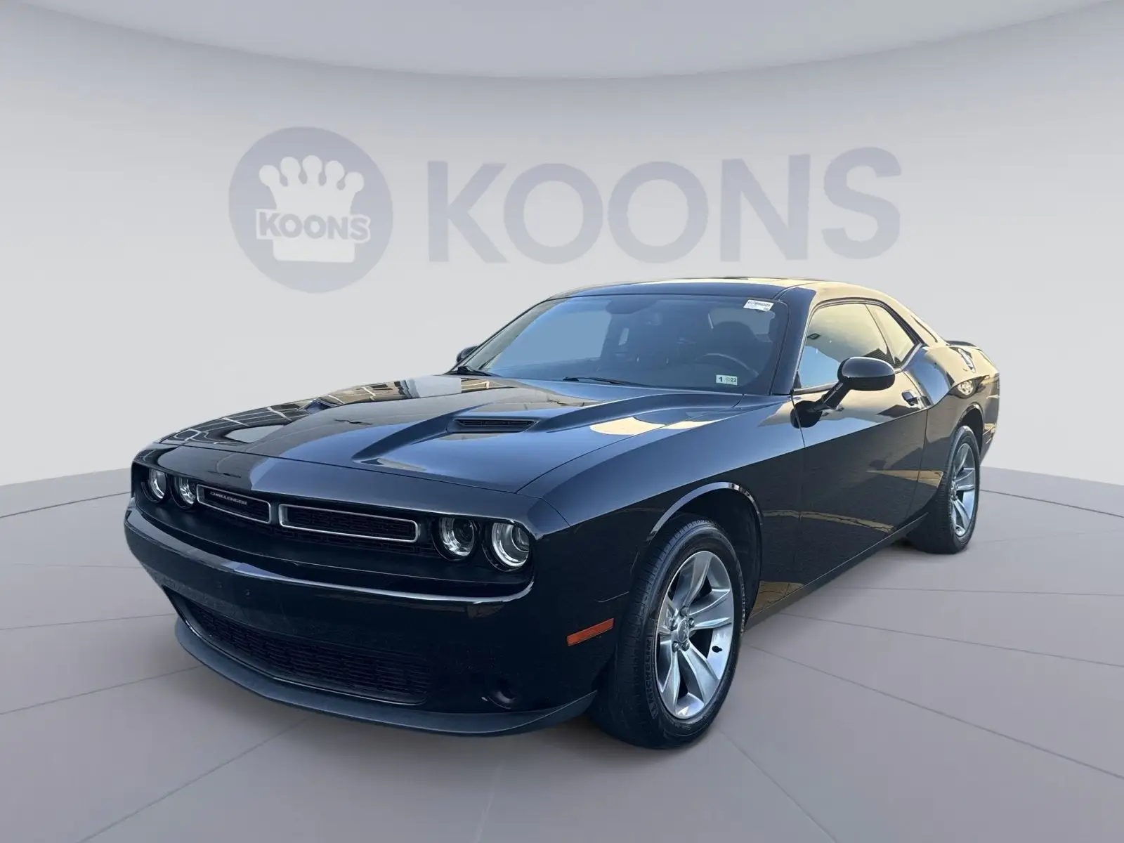 2021 Dodge Challenger SXT Auto photo 1