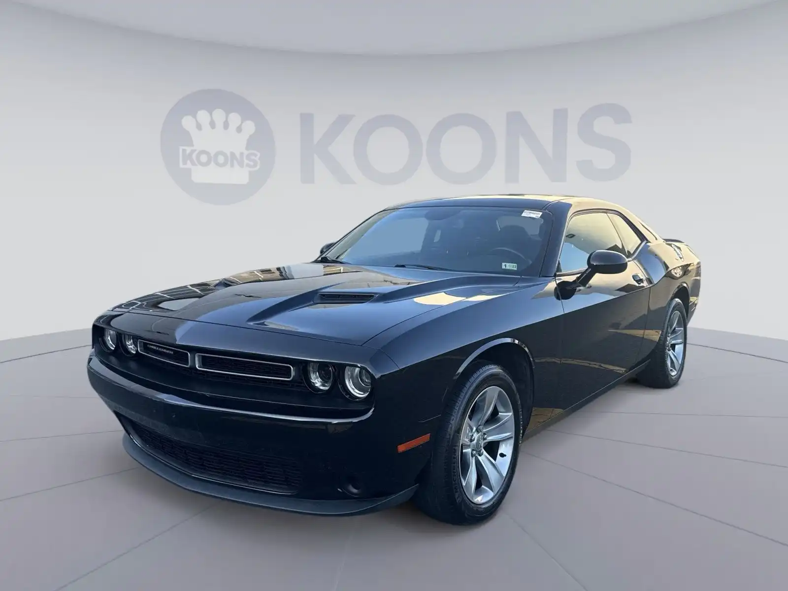 2021 Dodge Challenger SXT Auto's photo