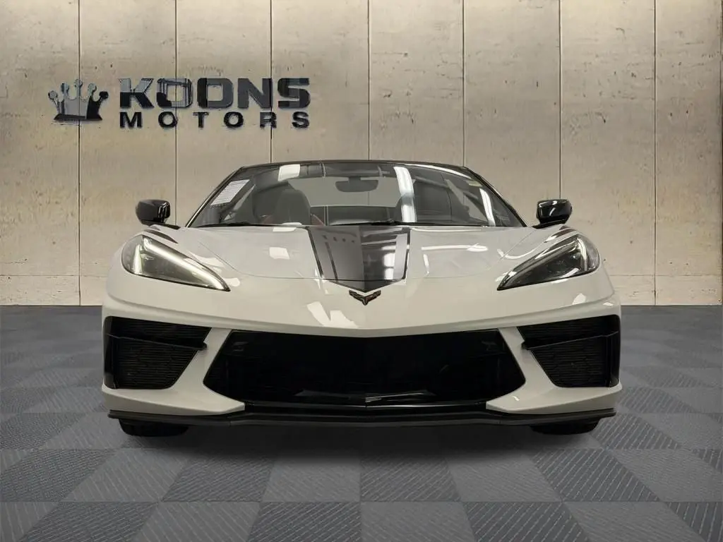 2022 Chevrolet Corvette Stingray Convertible 2LT photo 3