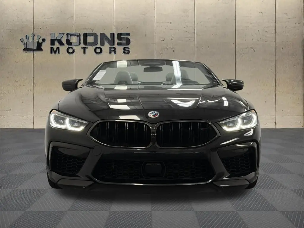 2023 BMW M8 Competition photo 3