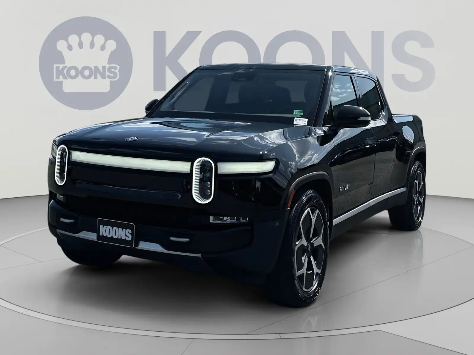 2024 Rivian R1T Adventure Performance Dual-Motor Large Pack's photo