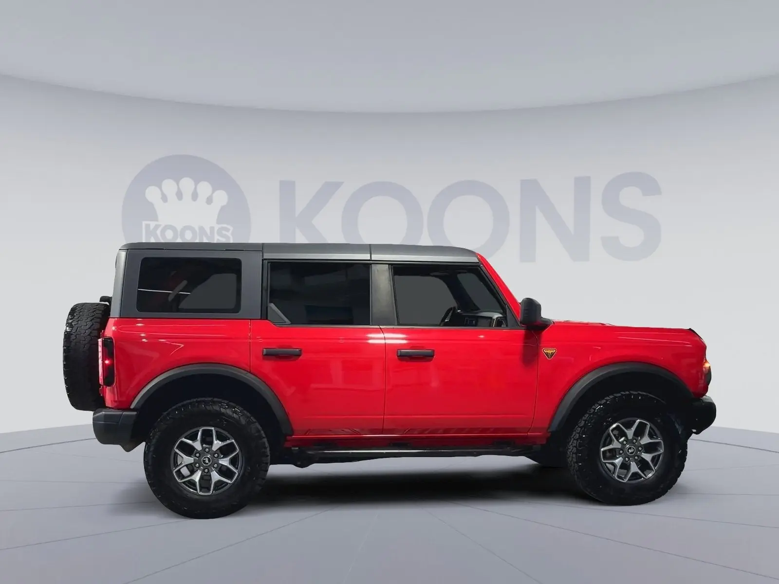 2023 Ford Bronco Badlands 4x4 photo 5