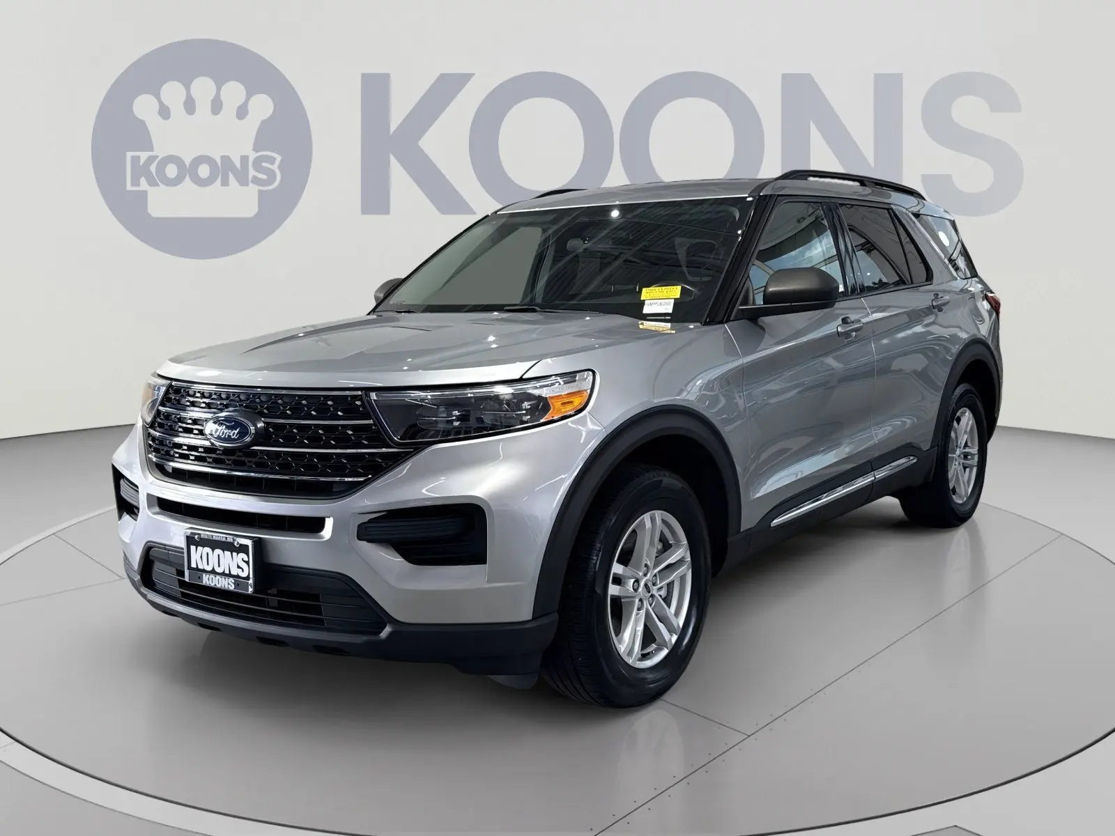 2023 Ford Explorer XLT 4WD photo 4
