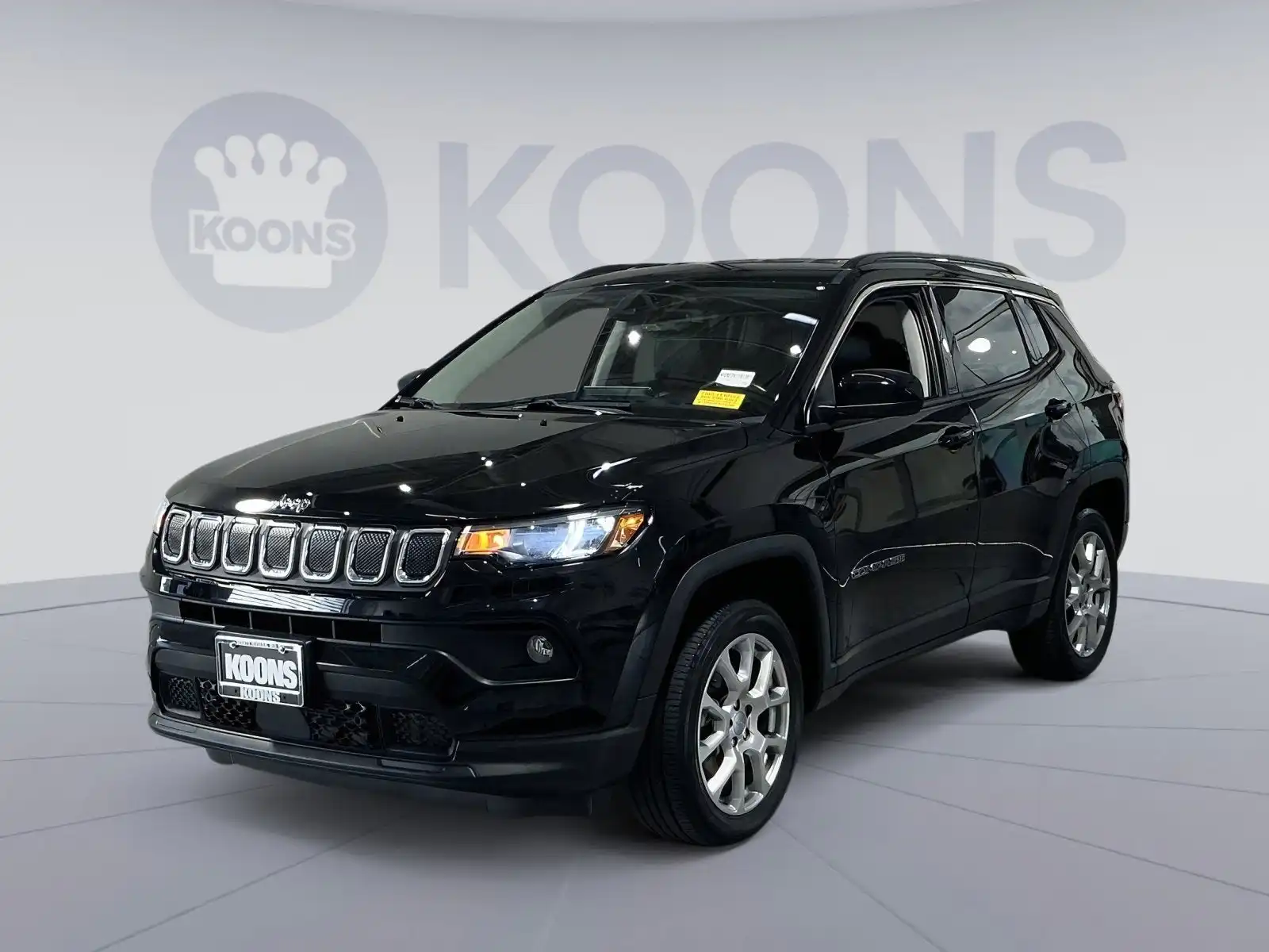 2022 Jeep Compass Latitude Lux 4X4's photo