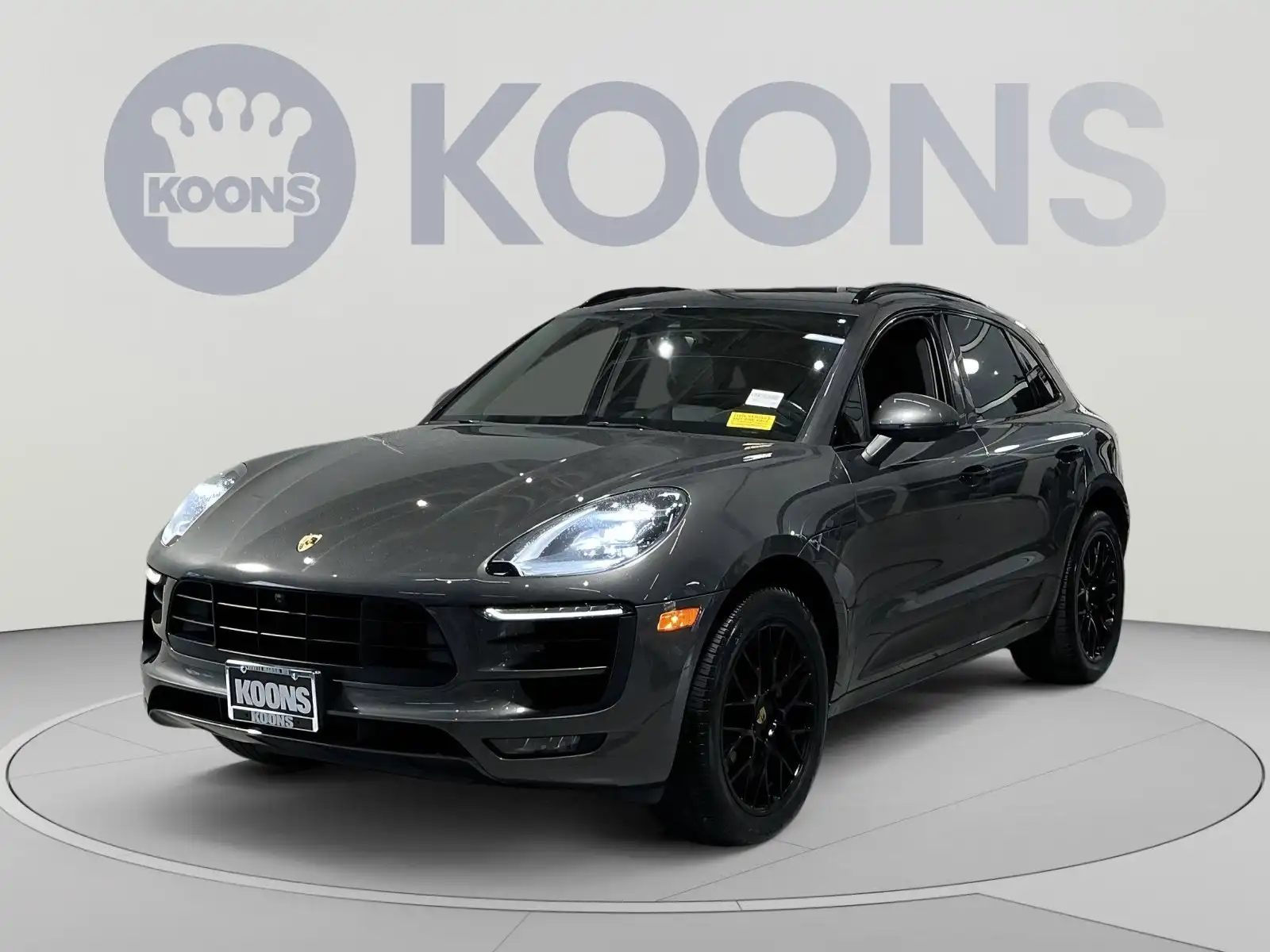 2017 Porsche Macan GTS's photo