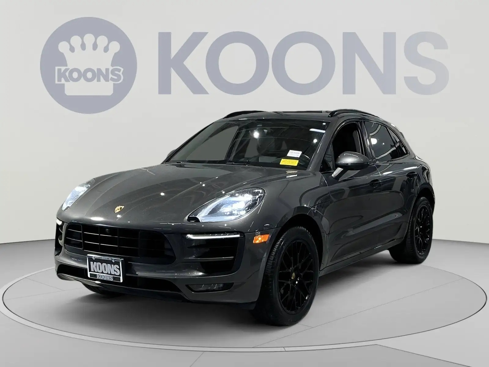 2017 Porsche Macan GTS photo 1