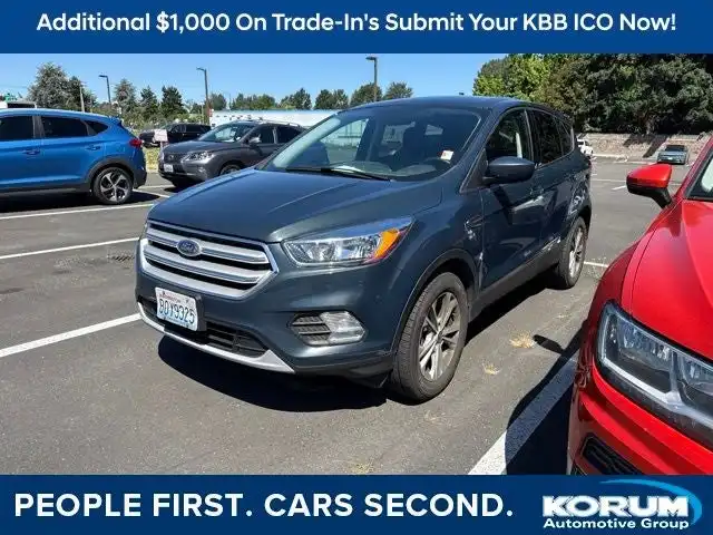 2019 Ford Escape SE 4WD's photo