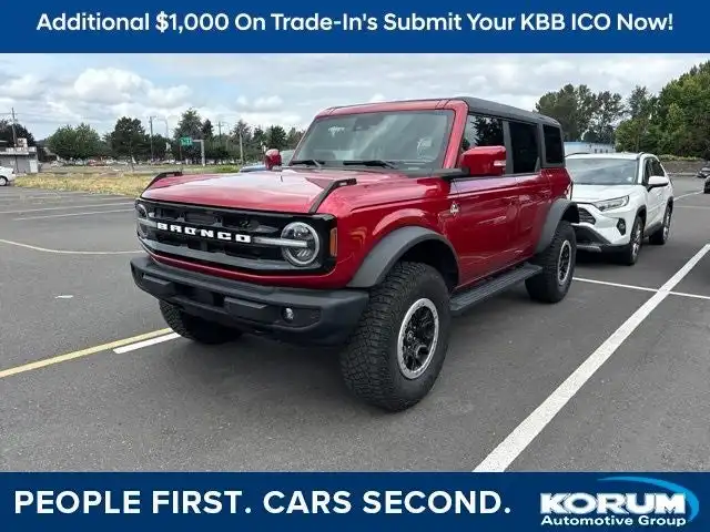 2021 Ford Bronco Outer Banks 4WD Advanced's photo