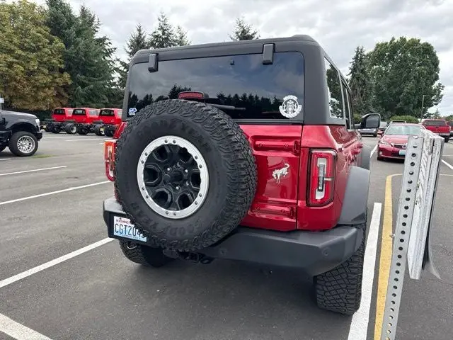 2021 Ford Bronco Outer Banks 4WD Advanced photo 3