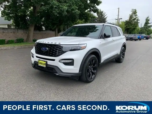 2022 Ford Explorer ST-LINE 4WD's photo