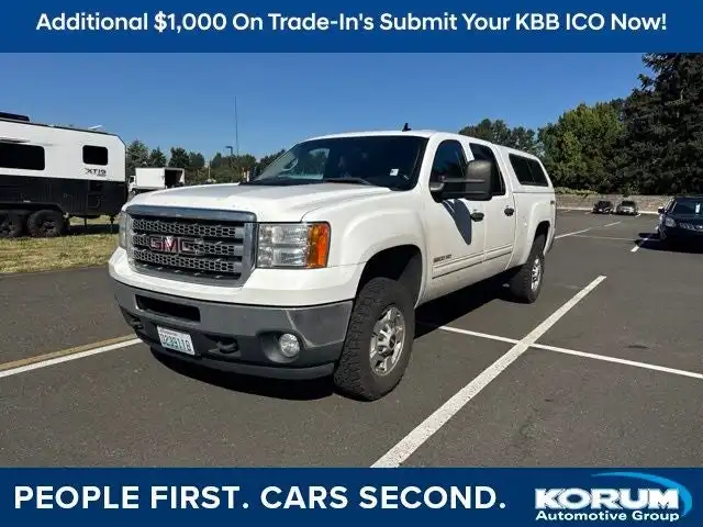 2013 GMC Sierra 6.5 SLE 4WD Crew Cab ft Box's photo