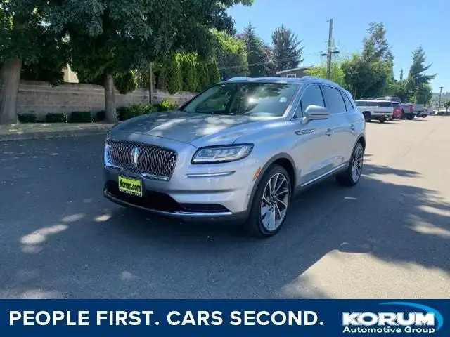 2023 Lincoln Nautilus Reserve AWD's photo
