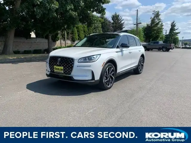 2024 Lincoln Corsair Reserve AWD's photo