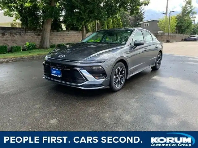 2024 Hyundai Sonata SEL's photo