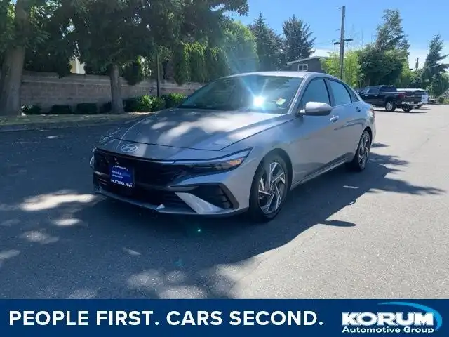 2025 Hyundai Elantra 2.0 Limited IVT's photo