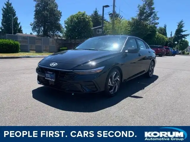 2025 Hyundai Elantra 2.0 Limited IVT's photo