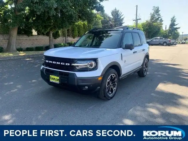 2026 Ford Bronco Sport Outer Banks 4X4's photo