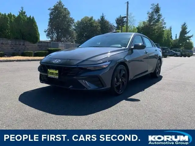 2026 Hyundai Elantra 2.0 SEL Plus IVT Sport's photo