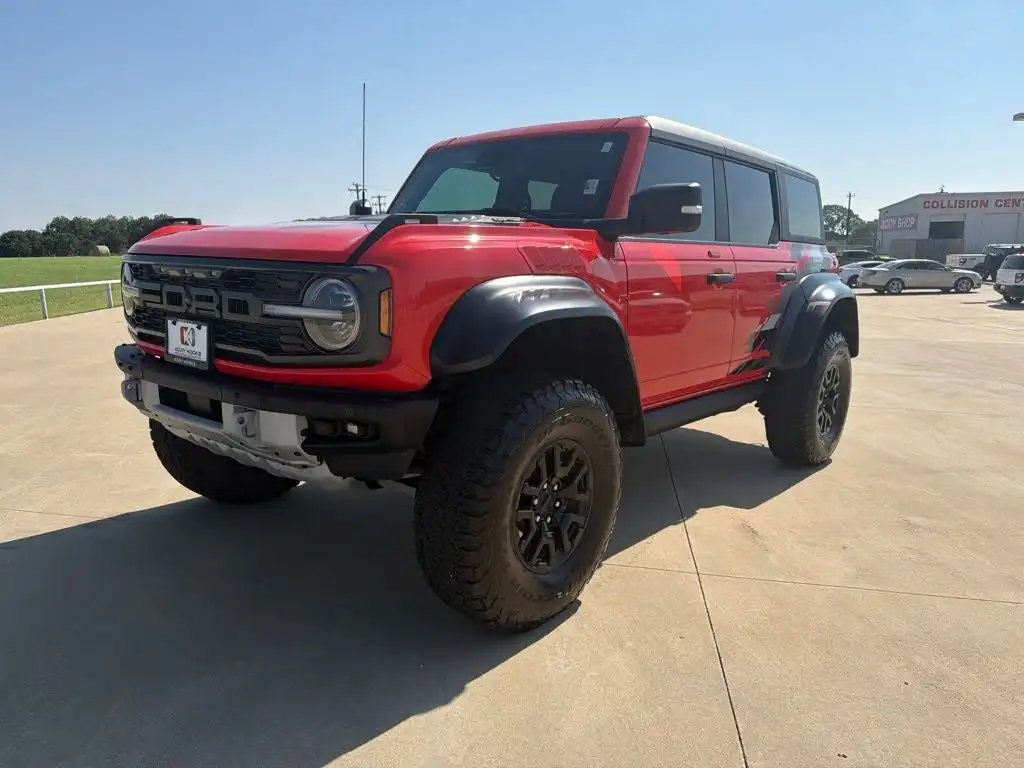 2023 Ford Bronco Raptor 4x4's photo