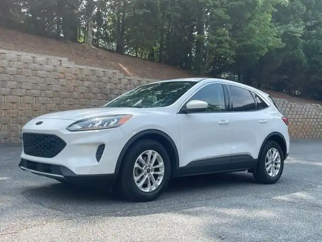 2020 Ford Escape SE FWD's photo