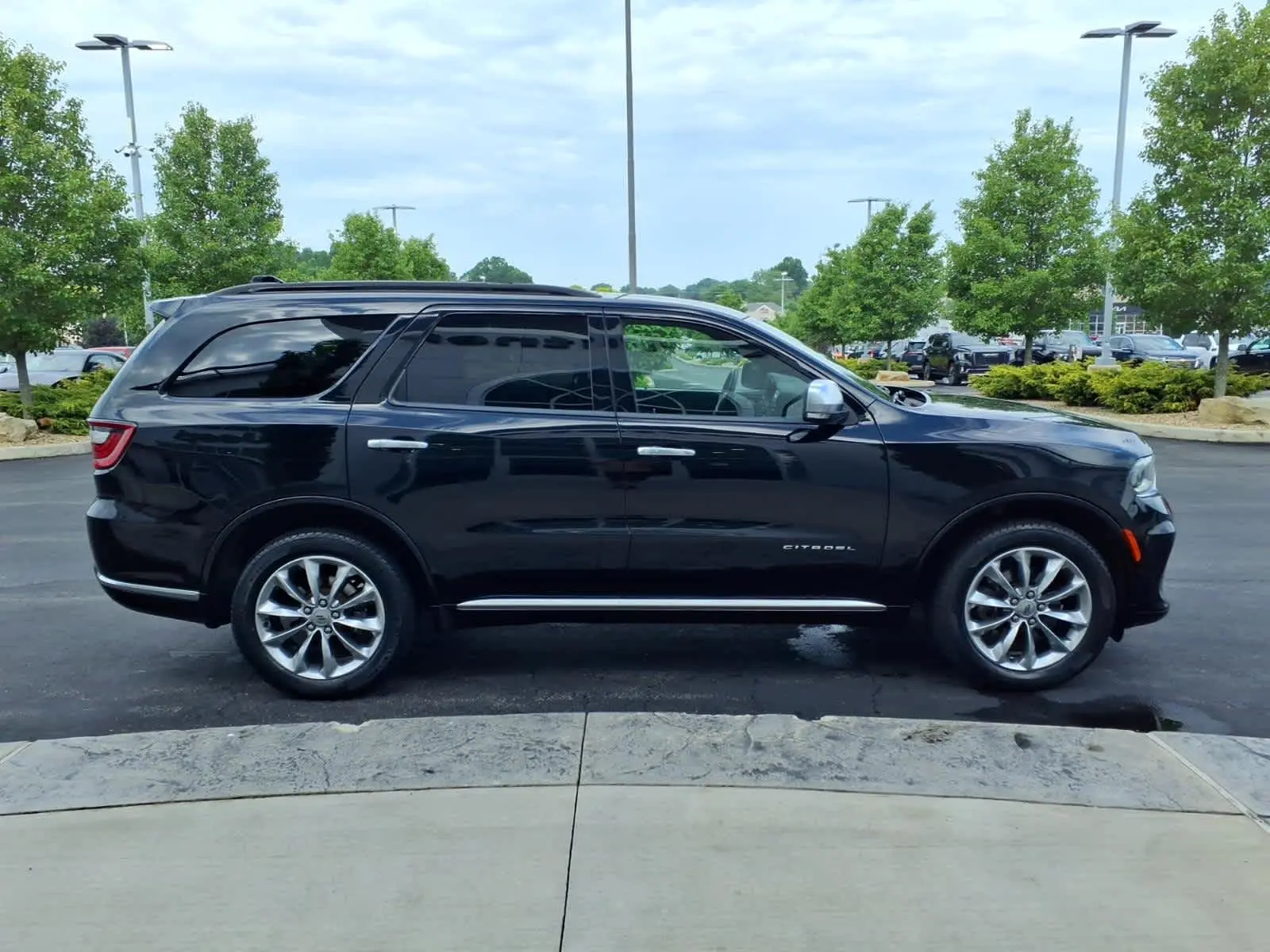 2021 Dodge Durango Citadel AWD photo 5