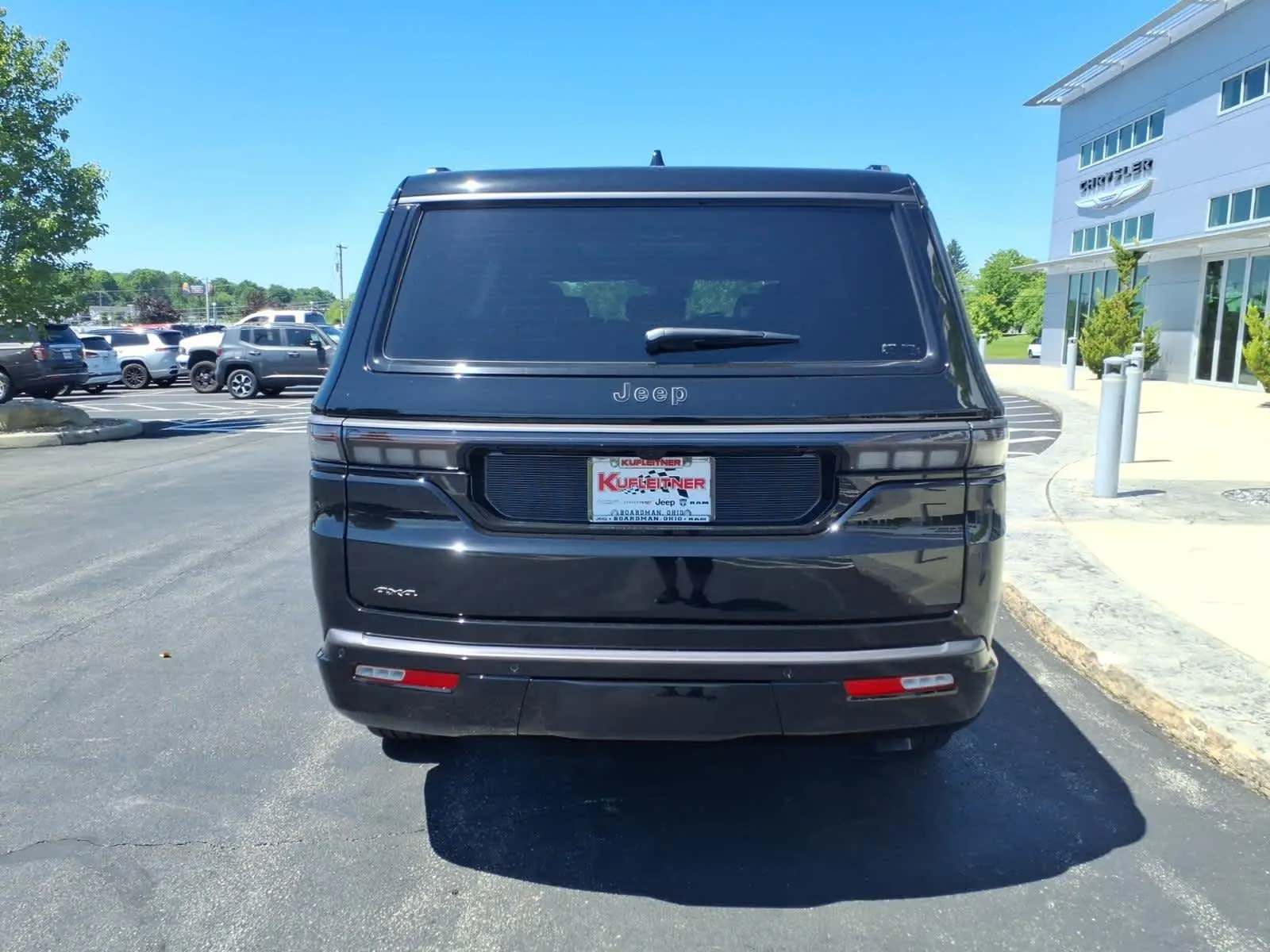 2026 Jeep Grand Wagoneer Limited Reserve 4WD photo 3