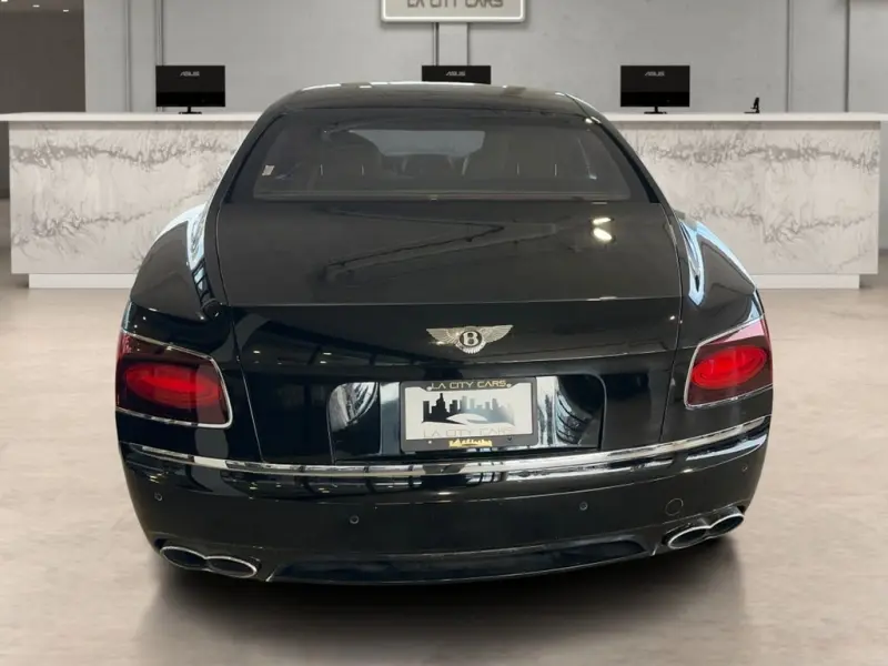 2017 Bentley Flying Spur V8 S photo 4
