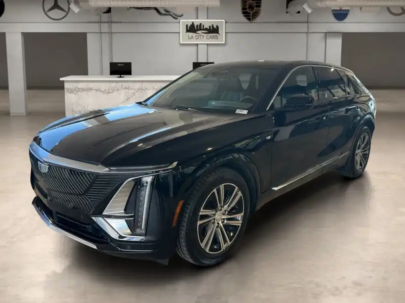 2025 Cadillac Lyriq Luxury 1 AWD's photo