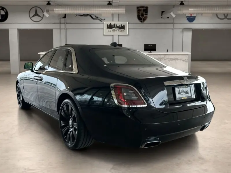 2022 Rolls-Royce Ghost Base photo 3