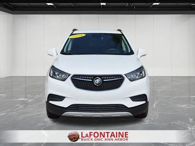 2021 Buick Encore Preferred AWD photo 3
