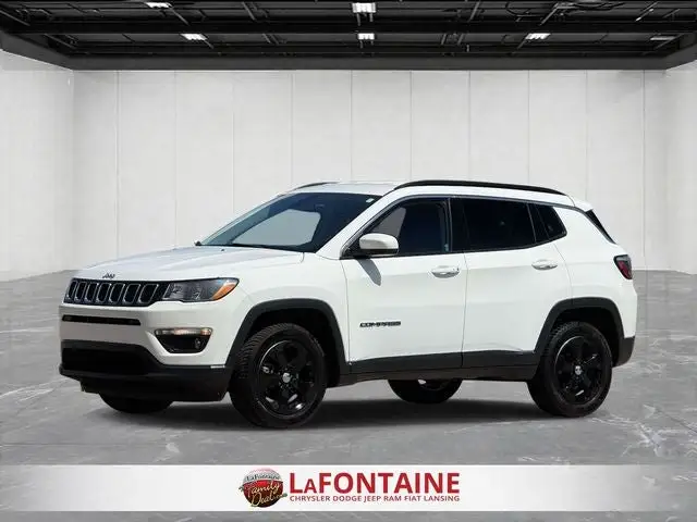 2020 Jeep Compass Latitude 4X4 photo 1