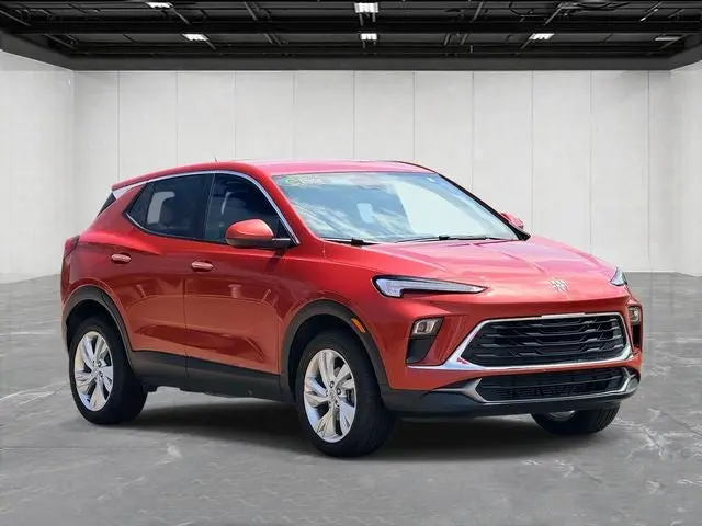 2024 Buick Encore GX Preferred AWD photo 3