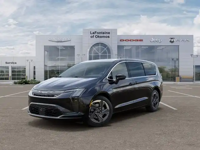 2027 Chrysler Pacifica Limited AWD's photo