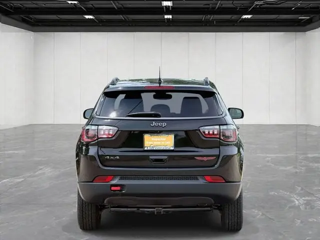 2022 Jeep Compass Trailhawk 4X4 photo 4