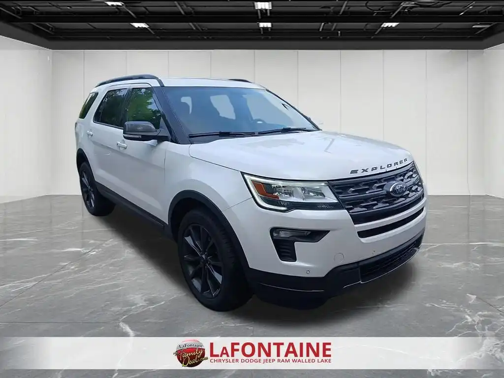 2018 Ford Explorer XLT 4WD's photo
