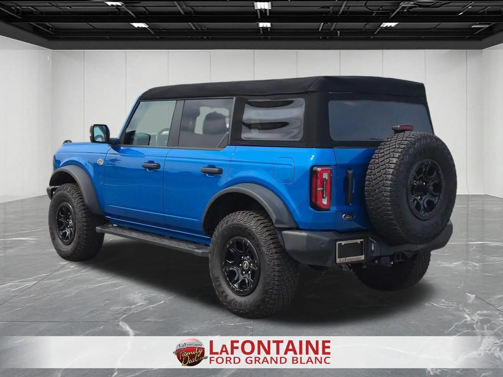 2023 Ford Bronco Wildtrak Advanced 4WD 4-door photo 3
