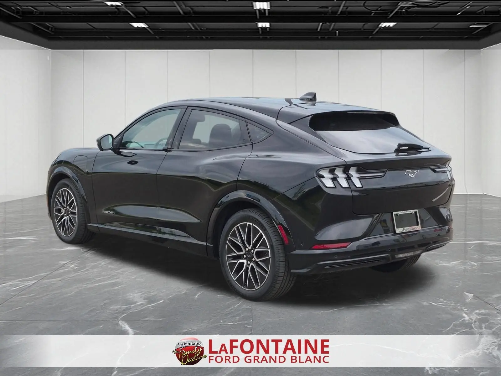 2024 Ford Mustang-Mach-e Premium photo 3