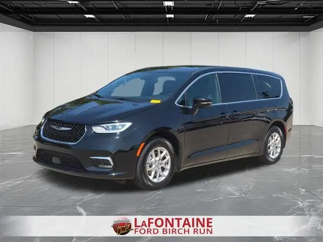 2025 Chrysler Pacifica Select photo 1